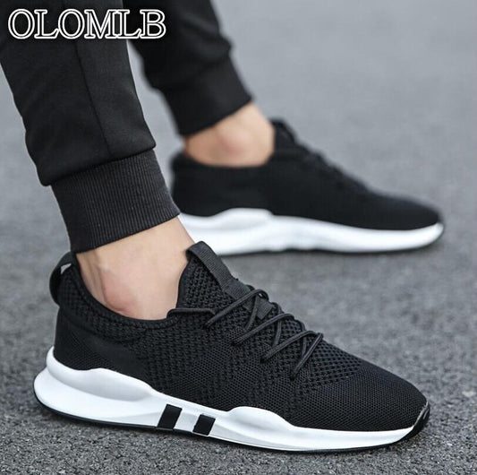 Men's Lightweight Sports Shoes Breathable Non-slip Casual Adult Shoes
